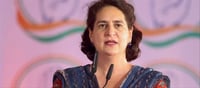 Sonia wants Rahul-Priyanka to contest elections from UP...